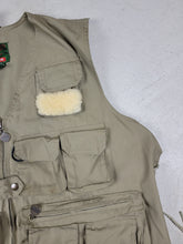 Load image into Gallery viewer, 90s Fisherman Tactical Vest (M)
