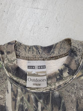 Load image into Gallery viewer, 90s Real Tree Camo Jerzees Crewneck
