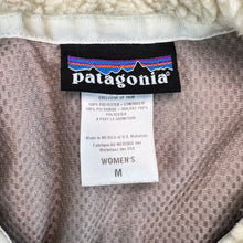 Load image into Gallery viewer, Patagonia Cream Retro Deep Pile Fleece (Women&#39;s M)
